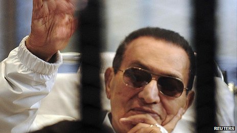 Egypt court orders former president Hosni Mubarak released on bail