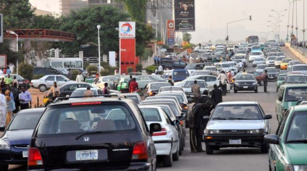 Nigeria fuel shortage cripples businesses, banks and flights