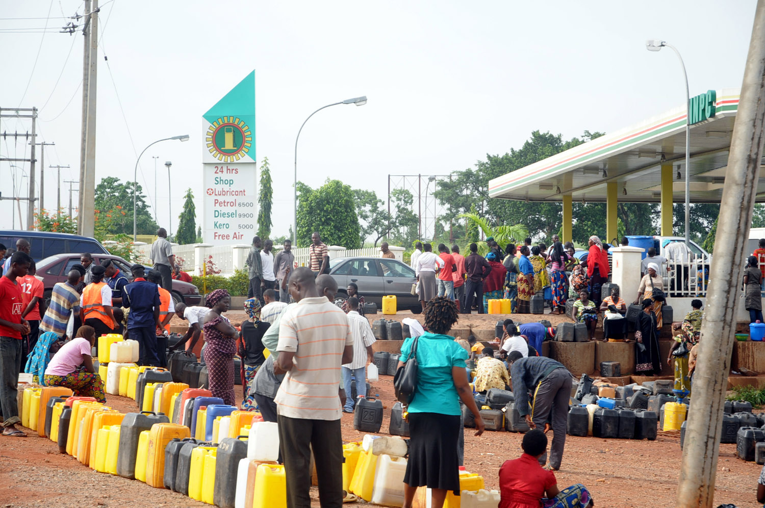 Nigeria: ‘No Lights, No Fuel’ for Africa’s Oil Giant