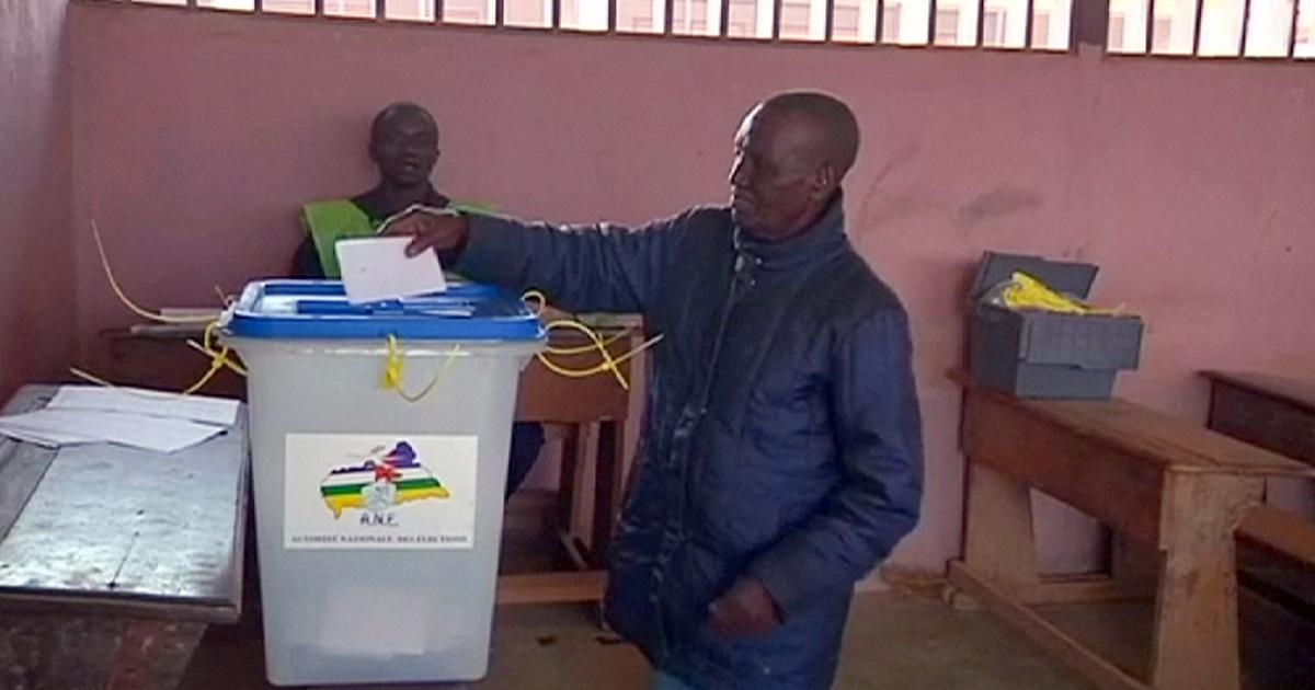 Central Africa Republic Votes in Crucial Referendum to End Violence