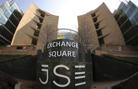 South Africa Rand Consolidates Gains, Gold Index Boost Stocks