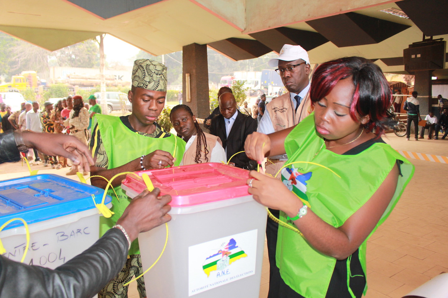 Central Africans Cast Ballots for Peace