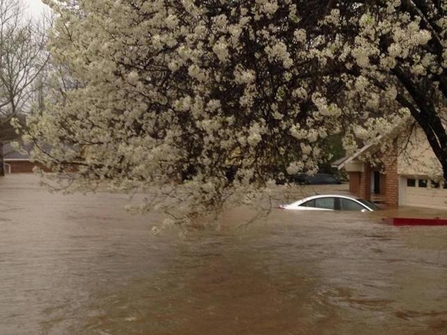 Flood Kills 4, thousands of homes damaged in U.S