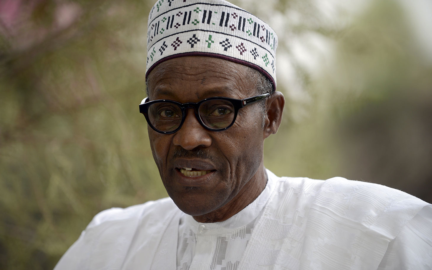Nigeria’s Buhari Says Monetary Policy Alone Not Enough to Expand Economy