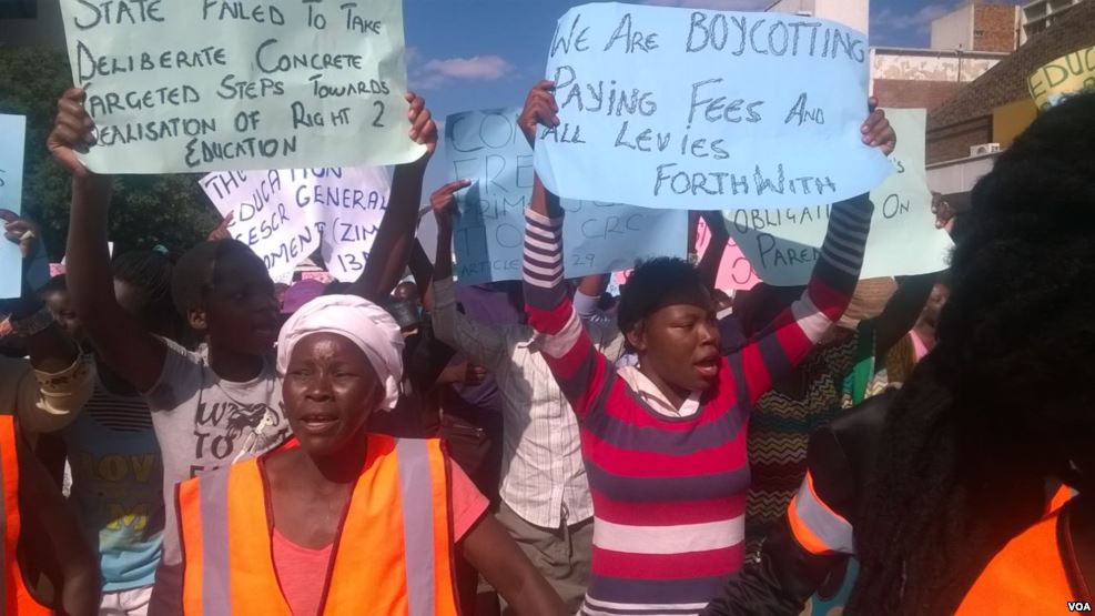 Zimbabwe: Women Take to the Streets to Demand Free Education for their Children