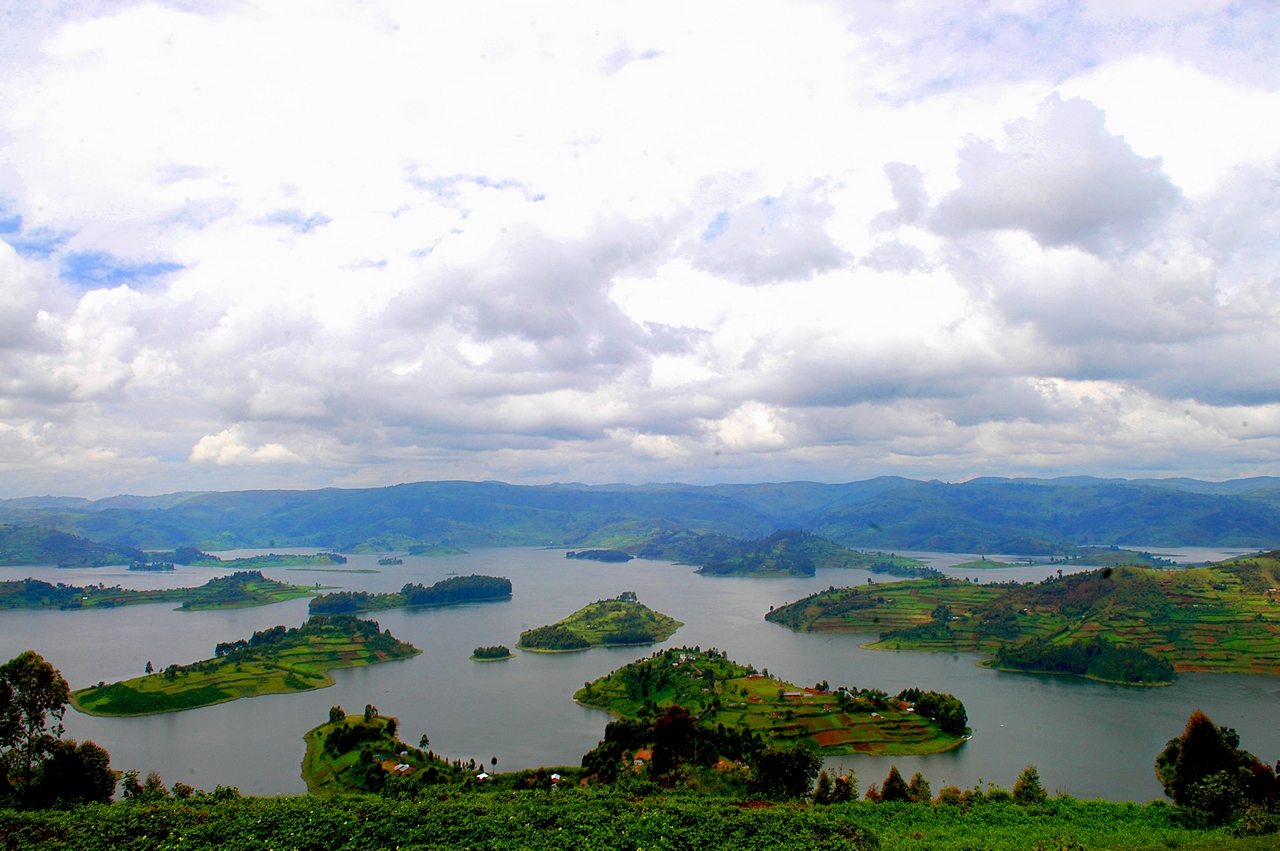 Discover Uganda: Why You Should Spend Your Holiday in the Country