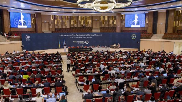 Nearly 200 Nations Agree to Reduction of Greenhouse Gases