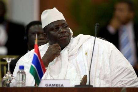 Gambia Army Chief Stands by Embattled President Jammeh