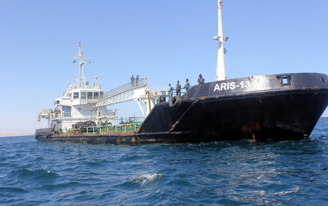 Chinese Ships Detained for Illegal Fishing Activities in West Africa