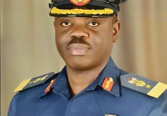 DISTRACTIONS ON THE PATH TO GLORY: THE NIGERIAN AIR FORCE EXPERIENCE