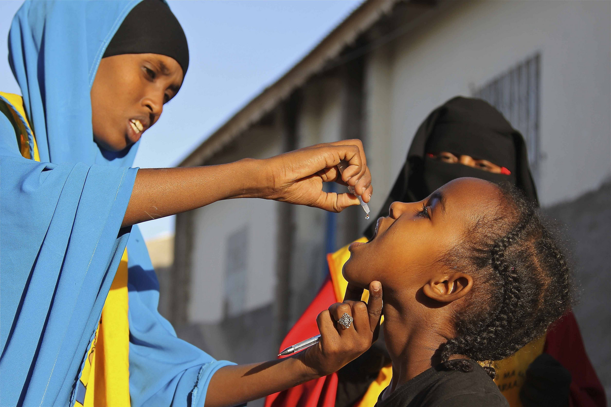 SOMALIA: NEW ROUND OF POLIO VACCINE FOR SOMALIA