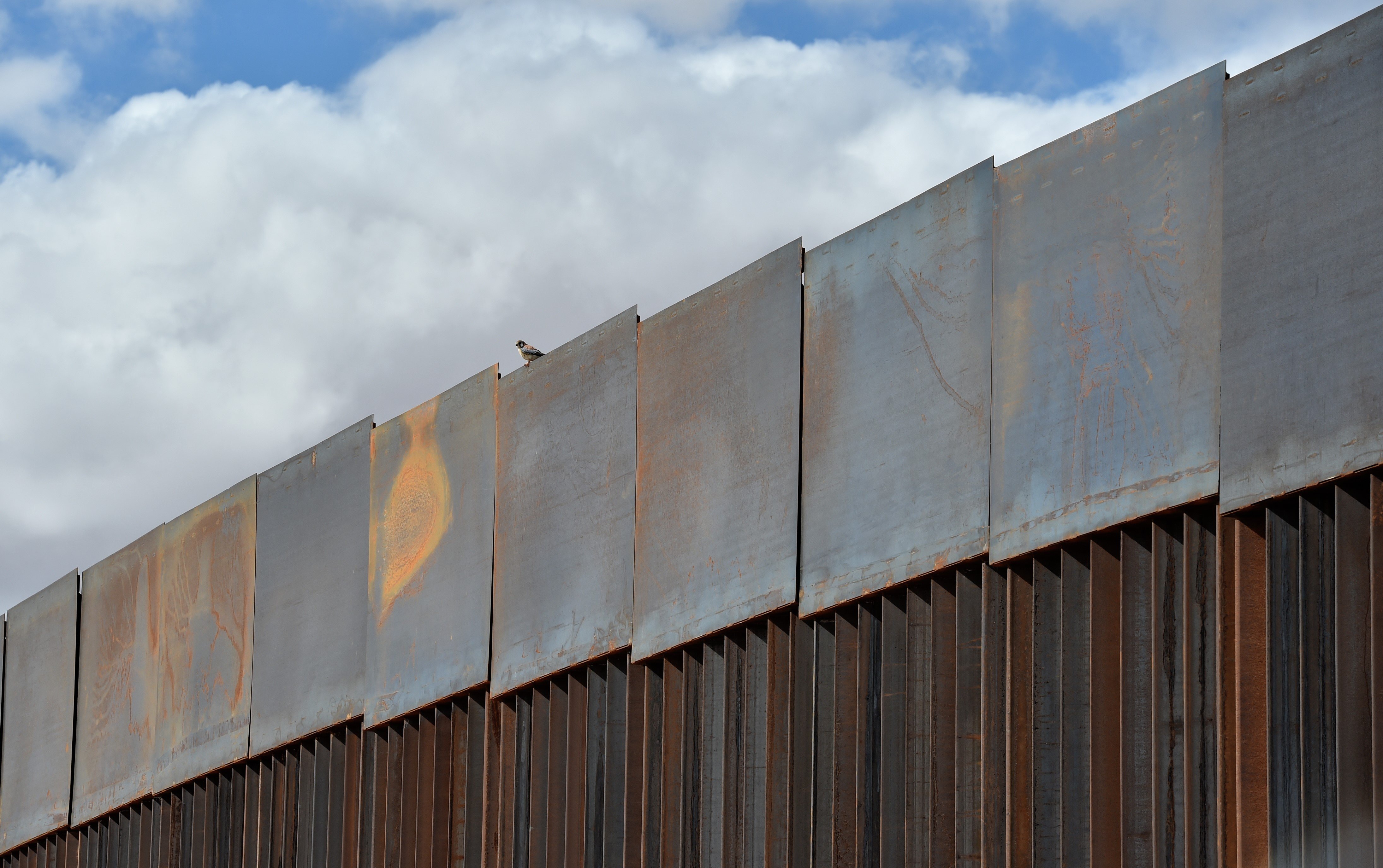 Tension mounts as U.S. Democrats, Republicans disagree over funding of Trump’s Border Wall