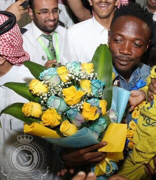 Ahmed Musa Receives Heroic Welcome at Riyadh