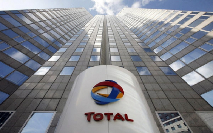 French energy group Total and Algeria’s Sonatrach sign new agreements