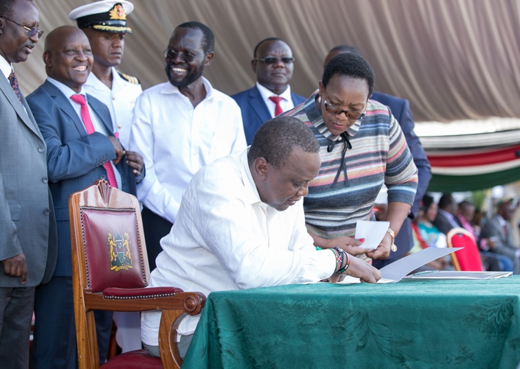 President Kenyatta kicks off Kisumu visit with calls for peace and national unity