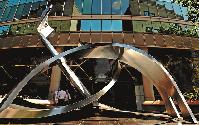 JSE’s Gold Index Jumps 6% To Near Six-Year High