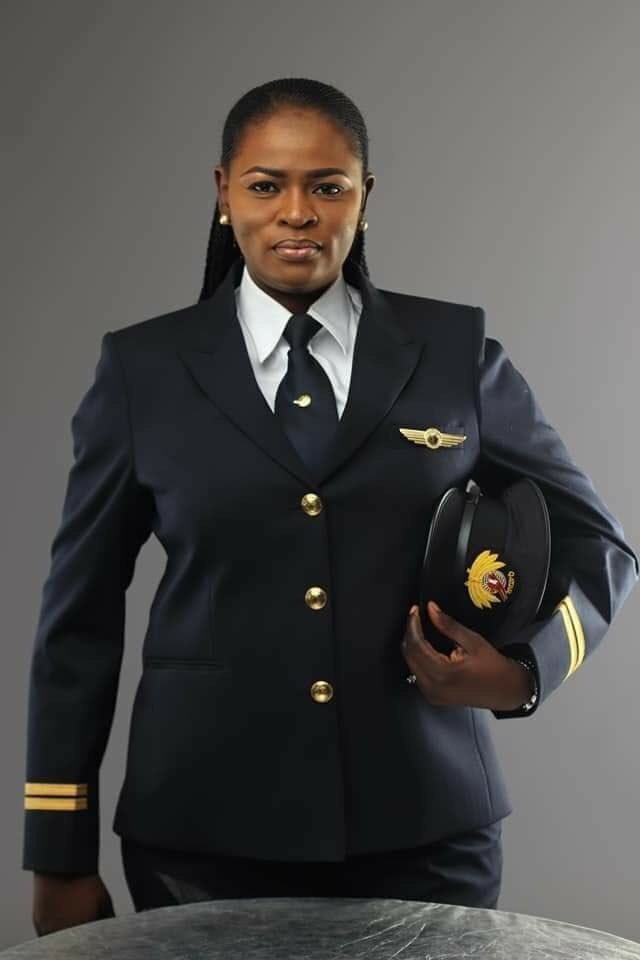 Trailblazer: Adeola Sowemimo Becomes The First Nigerian Female Pilot Hired by Qatar Airways