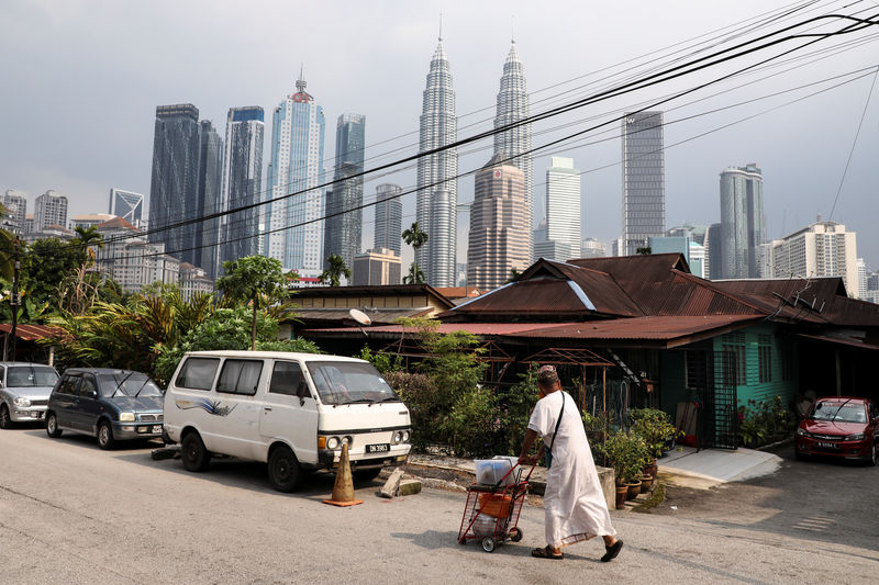 In Asia’s Booming Cities, Urban Planners Urged to Include The Poor