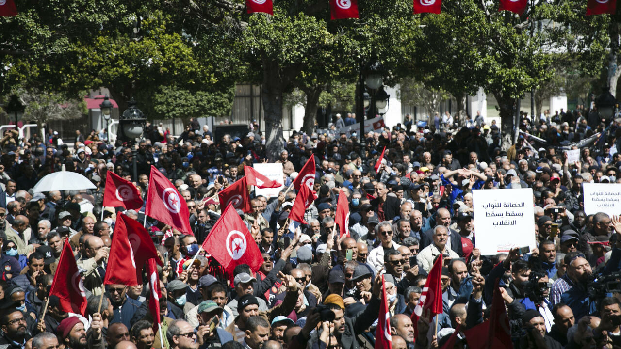 National Strike Looms in Tunisia as UGTT Rubuffs President Saied