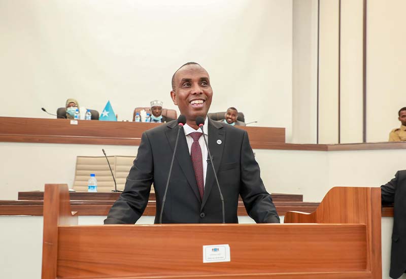 Somalia Parliament Unanimously Endorses Hamza Barre as Prime Minister