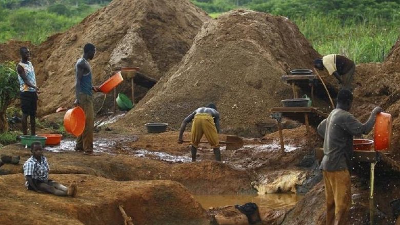 Cameroon Seals Mining Sites as landslides kill 33, others missing