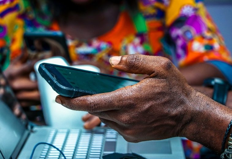 The Truth Behind Africa’s Digital Growth: Mobile Internet Expansion and Connectivity