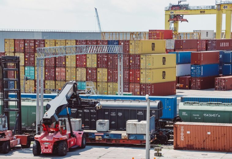 Waiting on AGOA: How Currency Markets Brace for Trade Shock in Africa