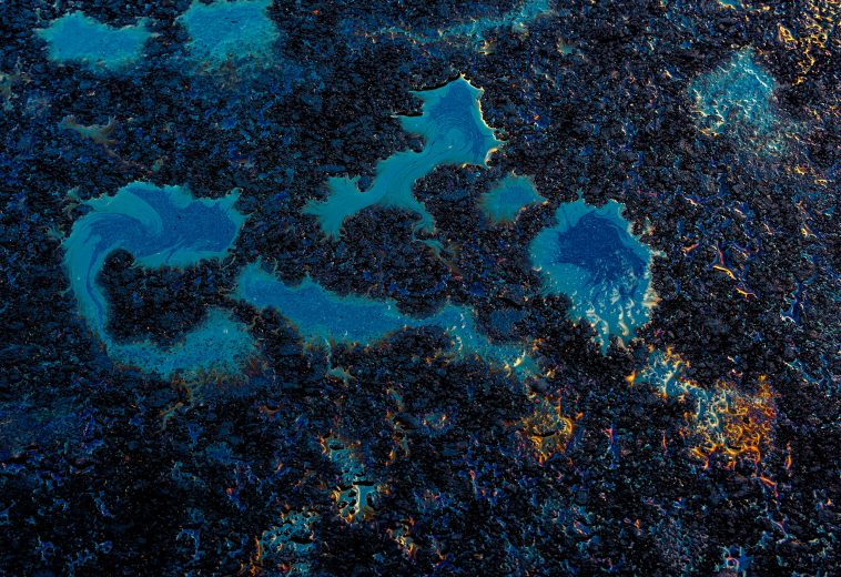 Oil Price Rally Gives Algeria Fiscal Breathing Space for Investment