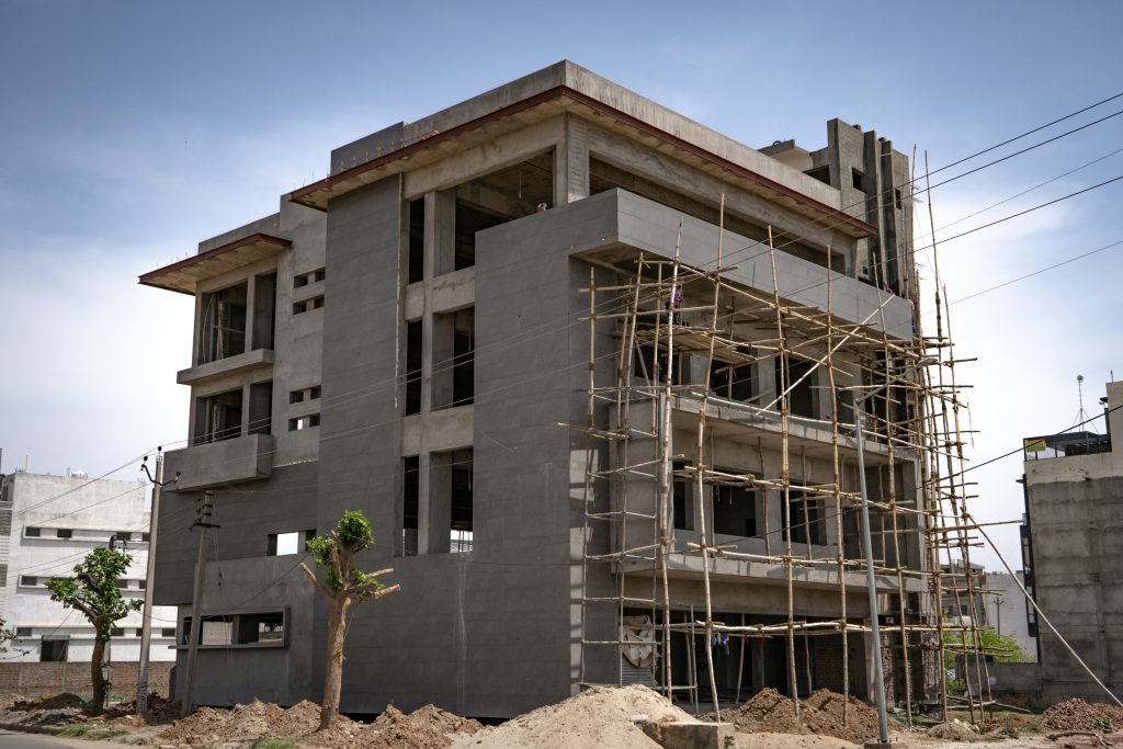 Africa’s Concrete Ambitions: How Cement Giants Are Driving Infrastructure Expansion