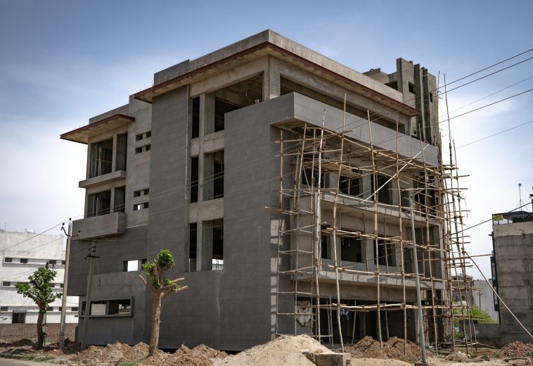 Africa’s Concrete Ambitions: How Cement Giants Are Driving Infrastructure Expansion