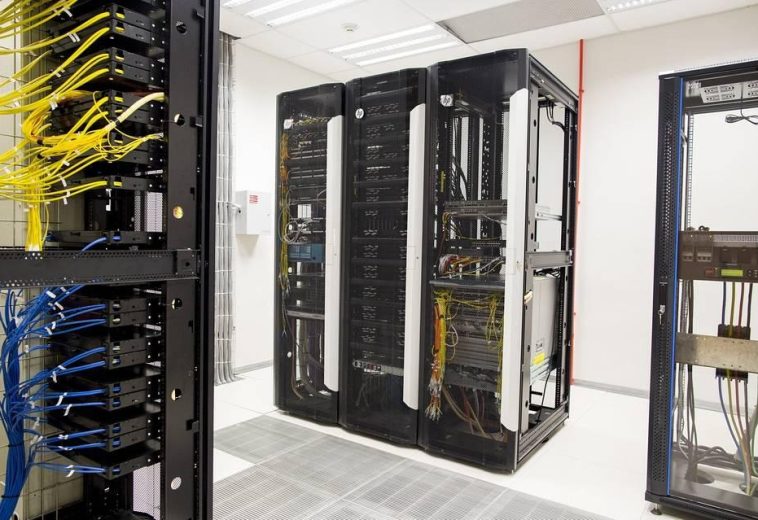 Africa’s Digital Infrastructure Race: Building the Networks Behind the Continent’s Digital Economy